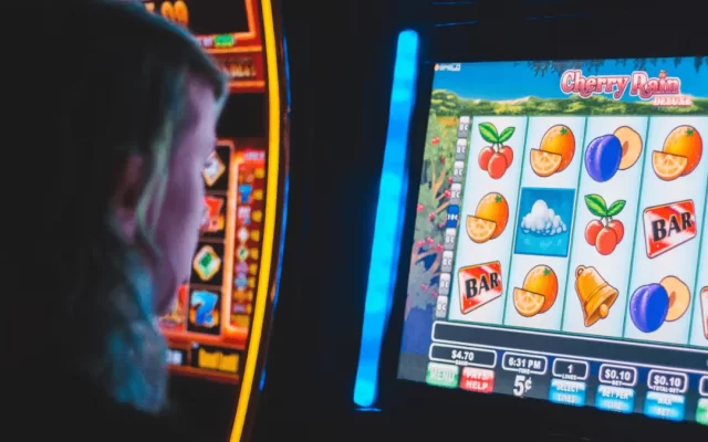 BetRivers Michigan Adds New Fruit-Themed Slots